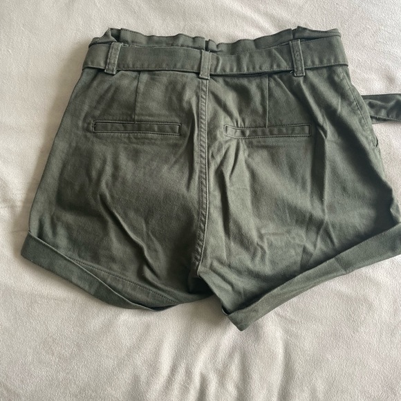 Express Stretch Xtreme High Rise Green shorts with tie - Picture 2 of 5